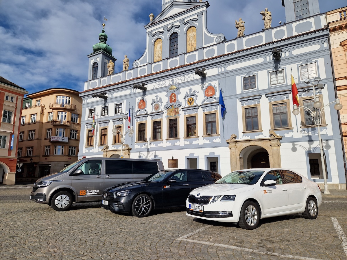 shuttle bus Český Krumlov transfer